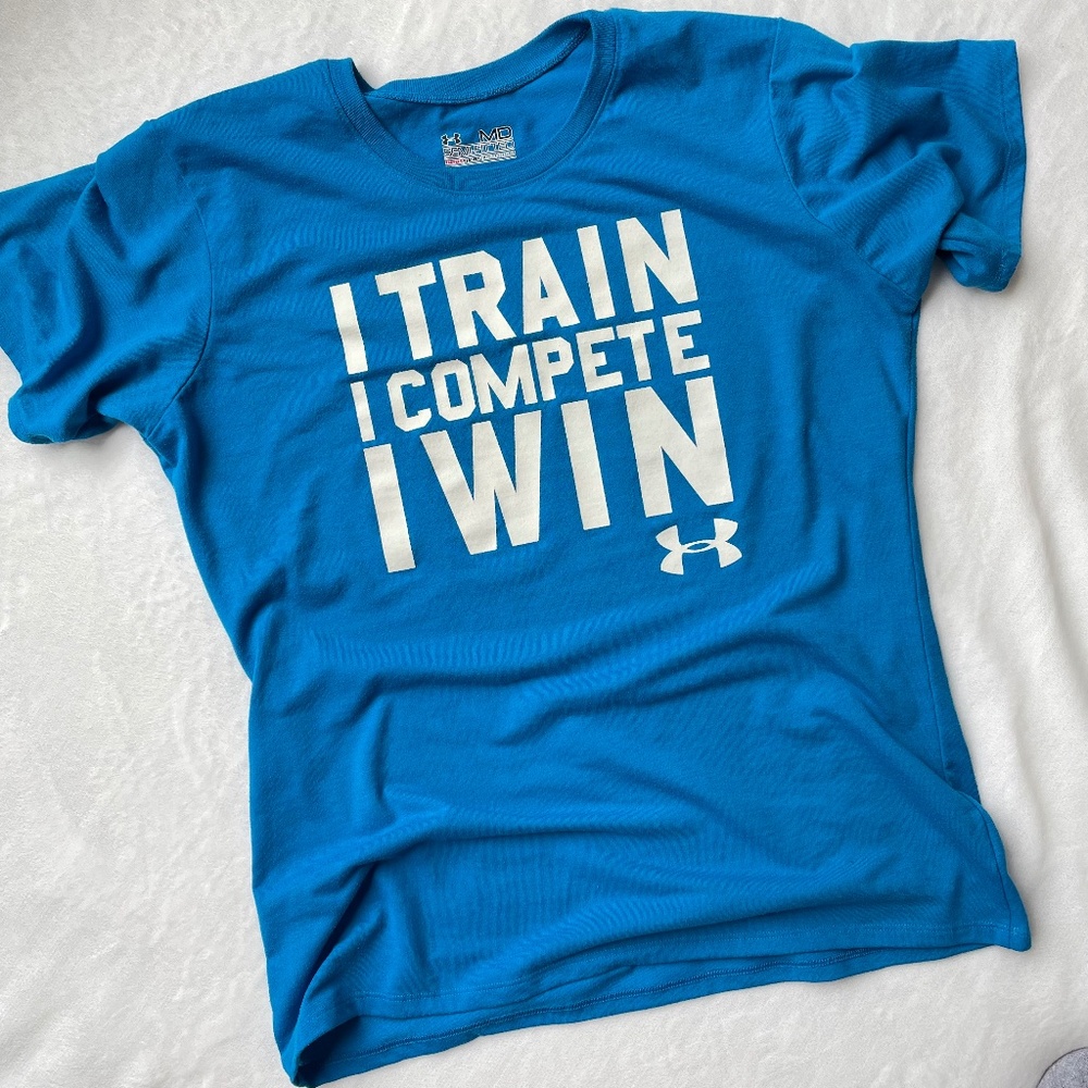 Under Armour Womens Blue Semi-Fitted Short Sleeve T-Shirt, Size M